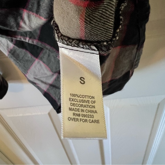 Nollie 100% cotton button down flannel *Size Small* - Picture 5 of 6